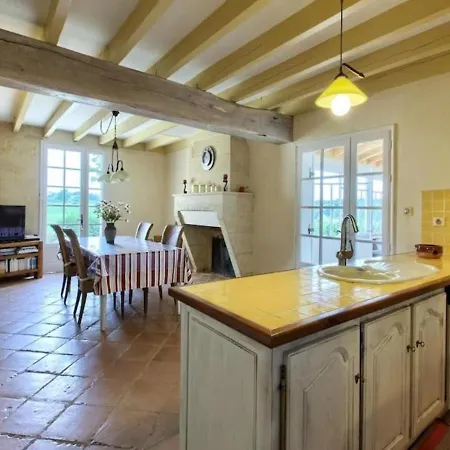 Pres De Saint-emilion Maison De Vigneron Au Coeur Des Vignes * Montagne (Gironde)